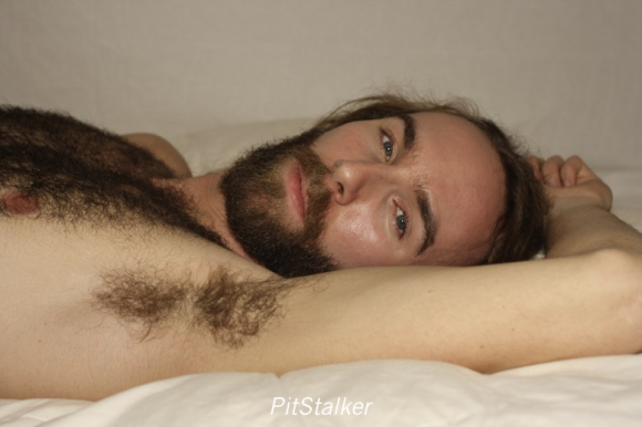 barefoot_flash159