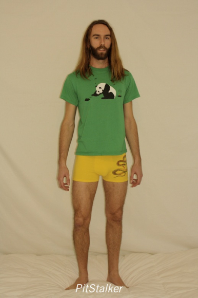 barefoot_flash203