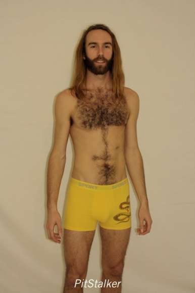 barefoot_flash208