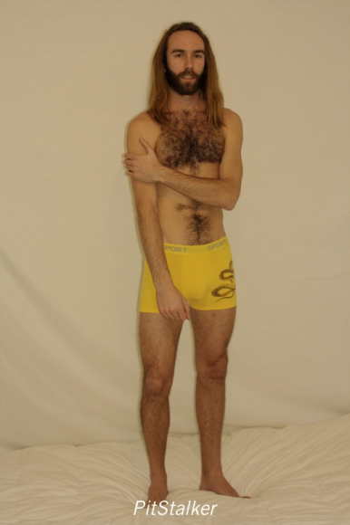 barefoot_flash210