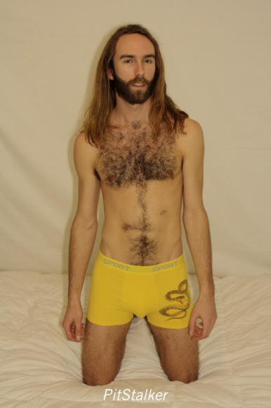 barefoot_flash221