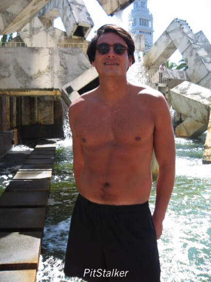 enrique_v021