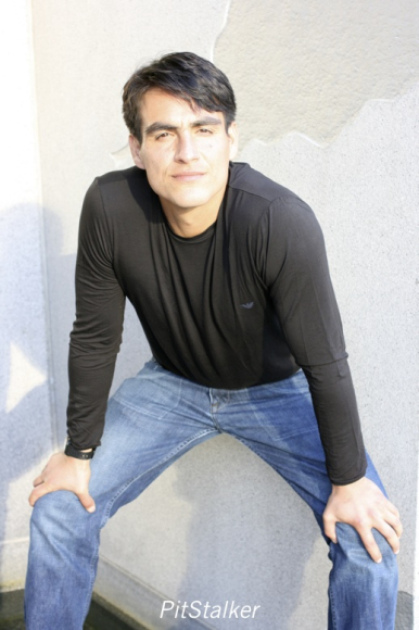 enrique_v460