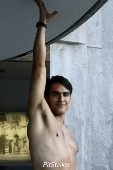 enrique_v482