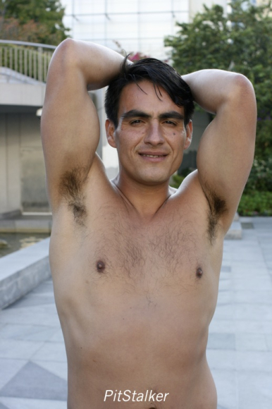 enrique_v504